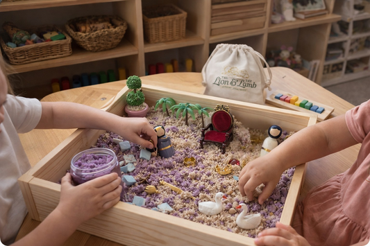 Queen Esther – Sensory Play Kit