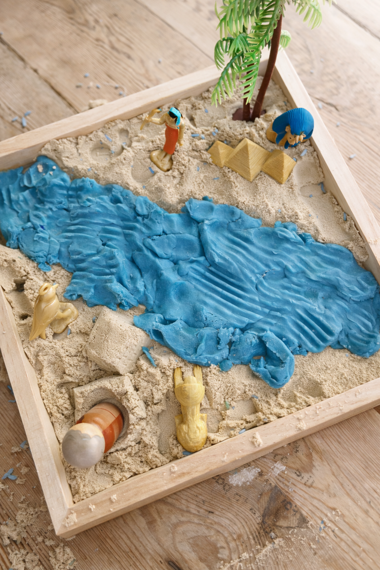 The Ten Plagues Sensory Storybox