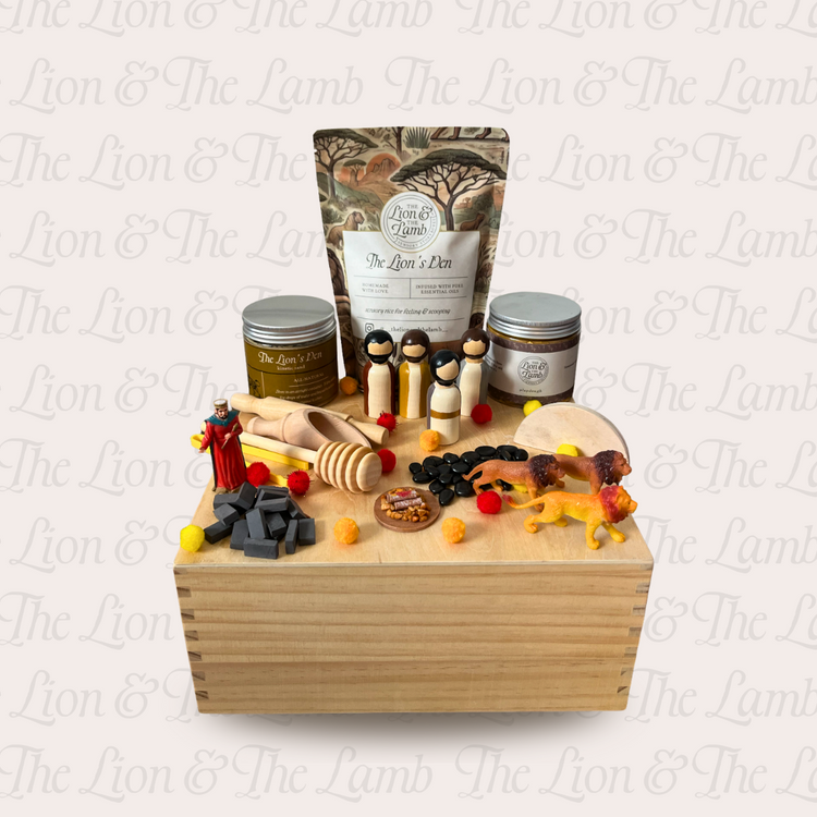 The Lion's Den – Sensory Play Kit