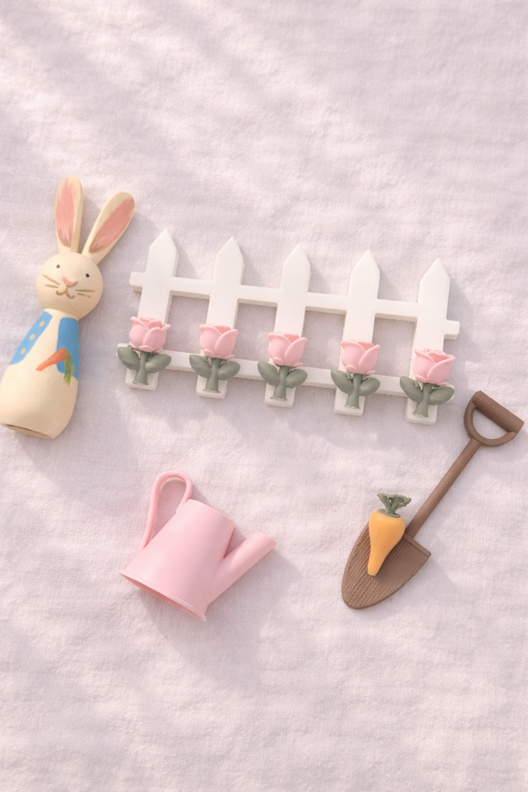 Peter Rabbit- Deluxe Sensory Storybox