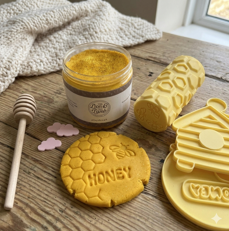 Winnie the Pooh Sensory Storybox