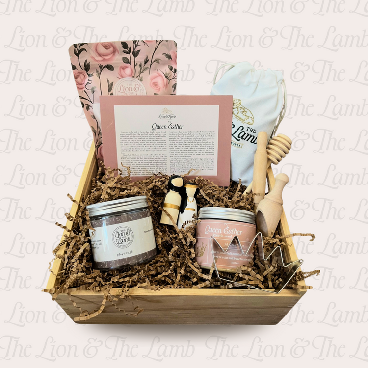 Queen Esther – Sensory Play Kit